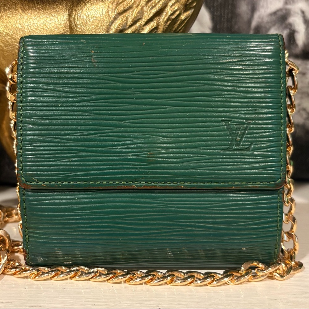 Gorgeous Authentic Vintage Louis Vuitton Epi Wallet - Picture 2 of 12
